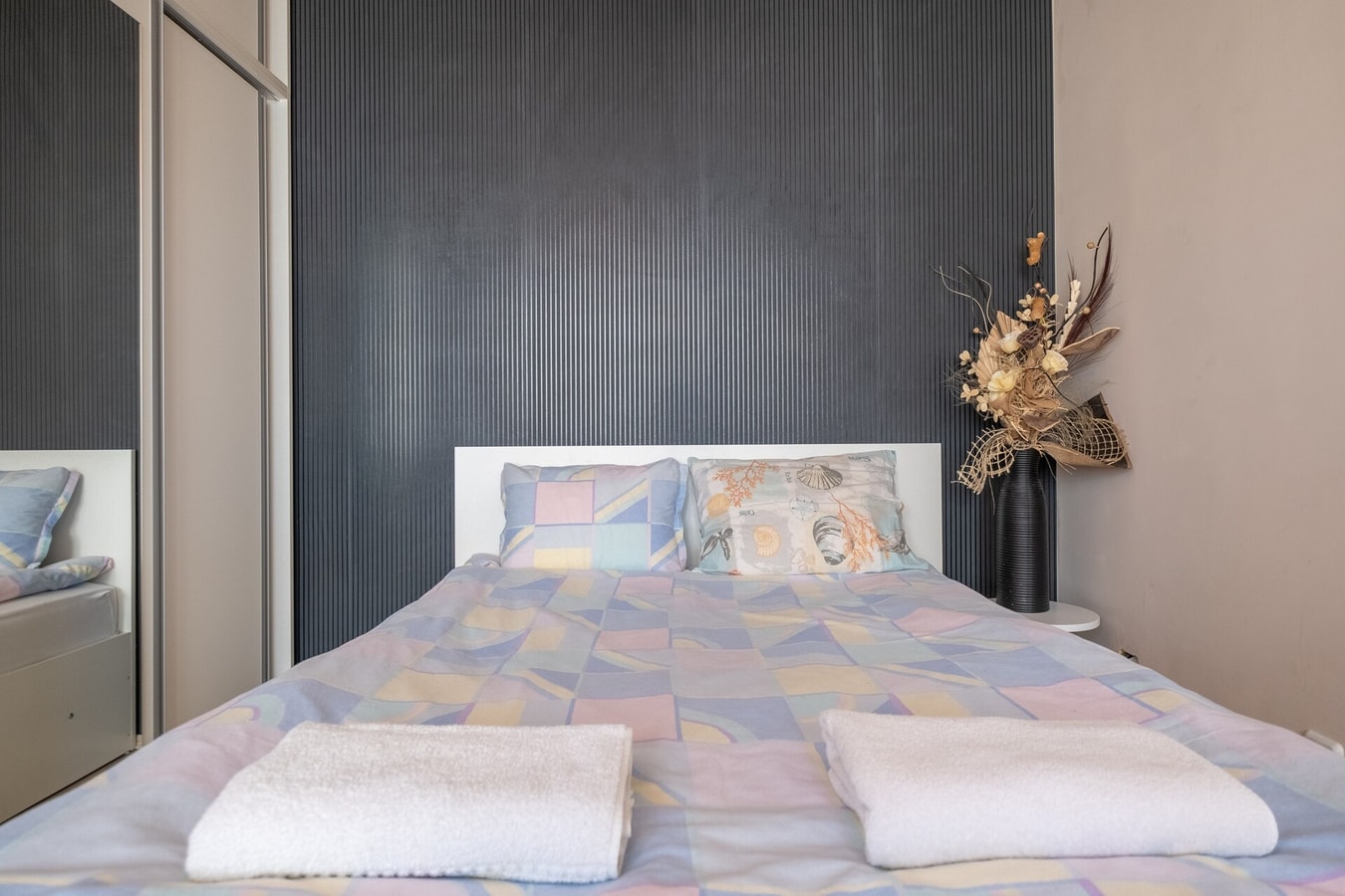 Modern Apartment | Top Location | Friendly Host 12 Flat Manager Booking