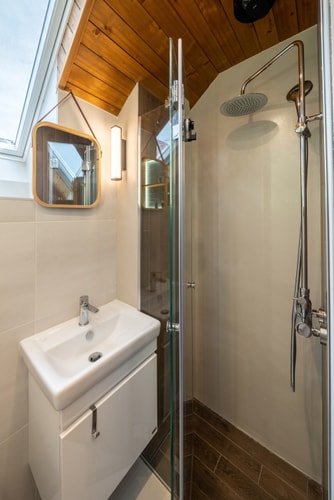 Gurgulyat view - 1 Bedroom Loft 13 Flat Manager Booking