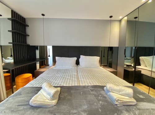 Gran Capital - Mountain View, FREE Parking 9 Flat Manager Booking