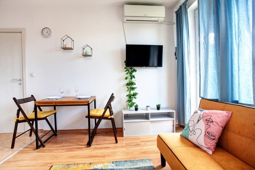 Comfort Zone 4 Flat Manager Booking