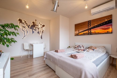 Jazzy · JAZZY off Vitosha Blvd: Feel the Rhythm of Sofia 0 Flat Manager Booking