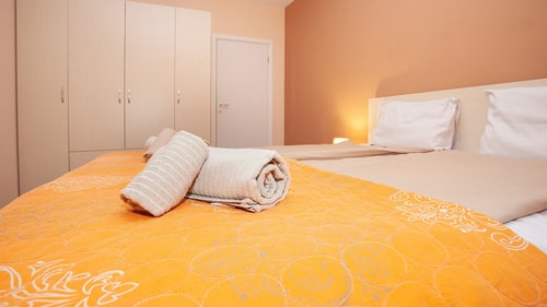 Elevated Living 10 Flat Manager Booking