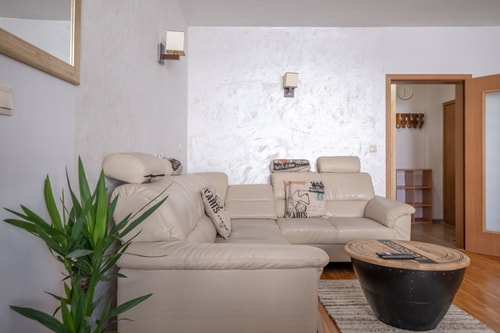 Spacious 1 bedroom apartment in a lively center 5 Flat Manager Booking