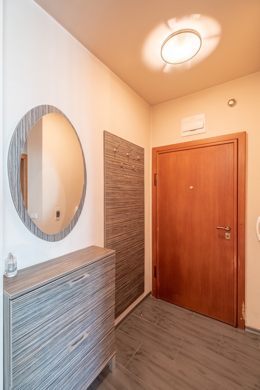 Modern Apartment | Top Location | Friendly Host 19 Flat Manager Booking