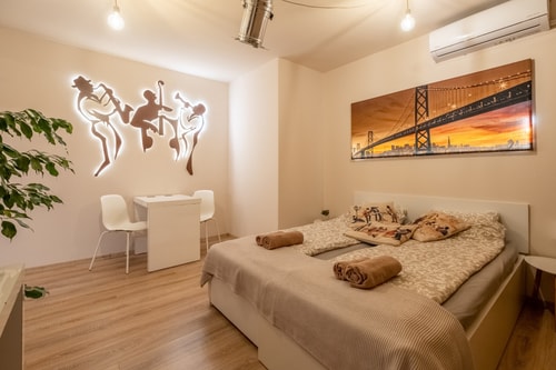 Jazzy · JAZZY off Vitosha Blvd: Feel the Rhythm of Sofia 36 Flat Manager Booking