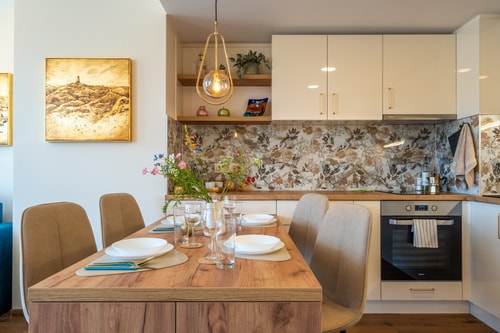 Golden Mountains 1 Flat Manager Booking