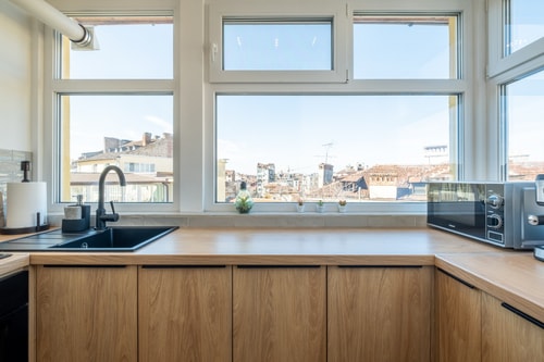 Bright Apartments – 2 Bedroom 32 Flat Manager Booking