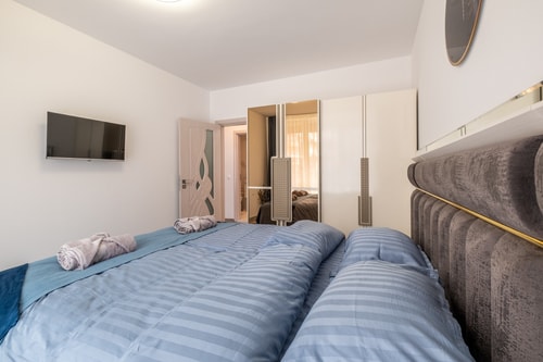Elegant Deluxe - 2 Bedrooms apt. 18 Flat Manager Booking