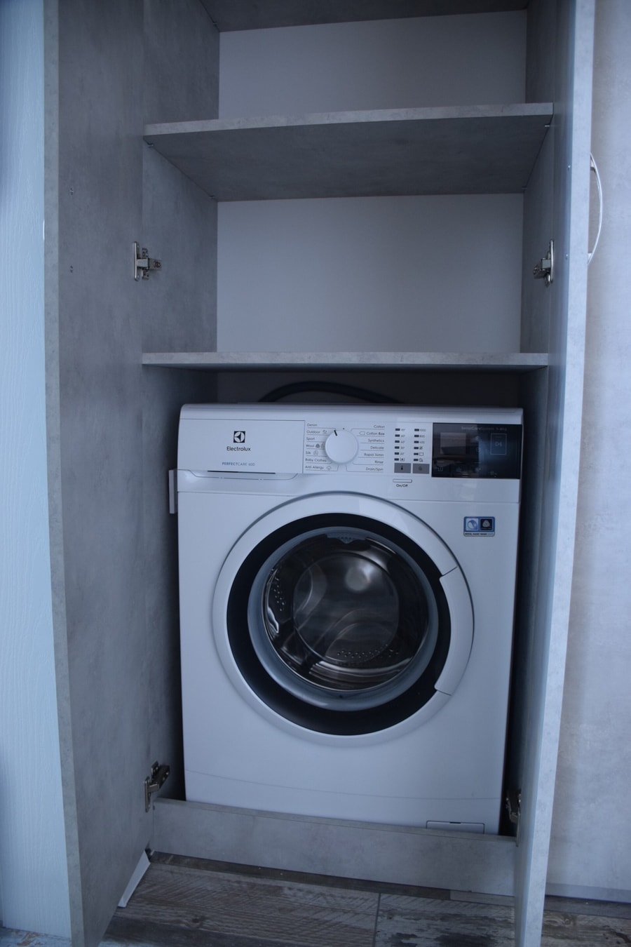 Samuil 93 · New 1930s quiet central apartment w/AC - 2 bedroom 28 Flat Manager Booking