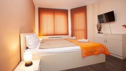 Elevated Living 1 Flat Manager Booking