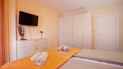 Elevated Living 9 Flat Manager Booking