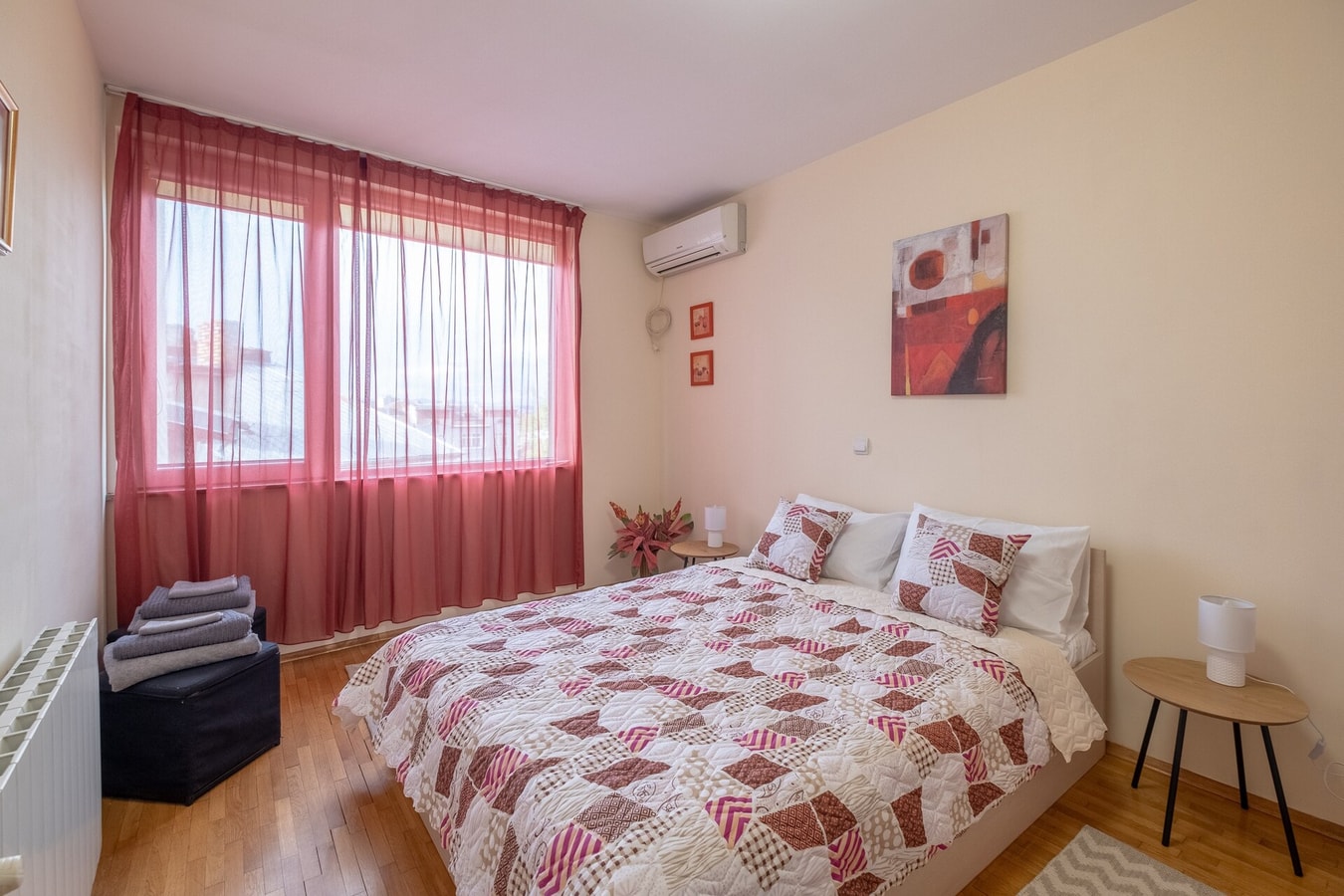 Serdica top center - 3 berdoom cosy apartment 47 Flat Manager Booking