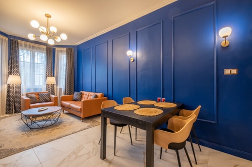 Sofia’s Classy Blu -2 Bedrooms 10 Flat Manager Booking
