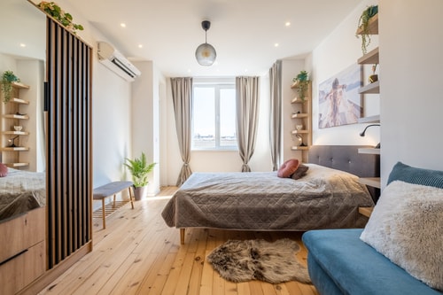 Bright Apartments – 2 Bedroom 2 Flat Manager Booking