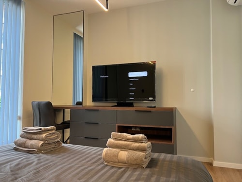 Gran Capital - Vodoley Rose Garden, FREE parking 10 Flat Manager Booking
