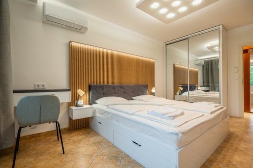 Marble Place 33 Flat Manager Booking