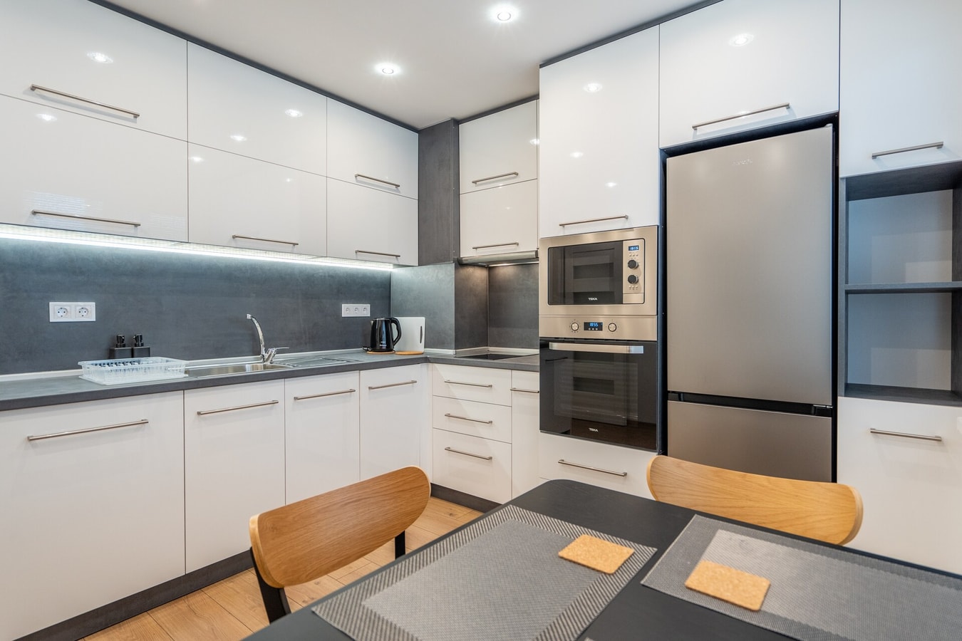 Harmony Suite 28 Flat Manager Booking