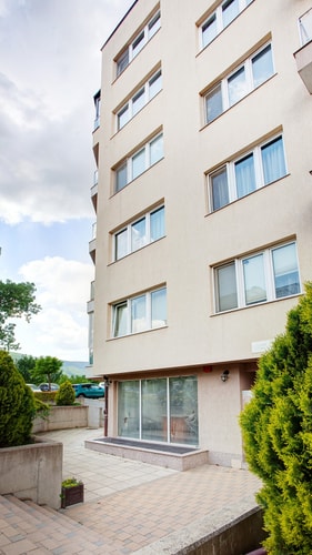 Elevated Living 18 Flat Manager Booking