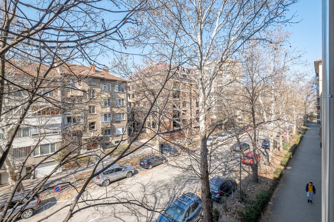 Peaceful downtown location - 2 bedroom apartment 4 Flat Manager Booking