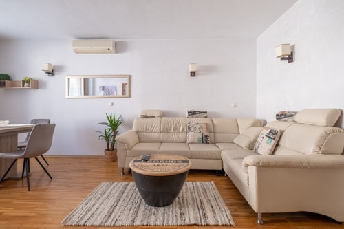 Spacious 1 bedroom apartment in a lively center 3 Flat Manager Booking