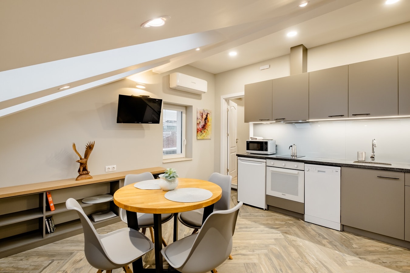 Lofty - 1 bedroom apartment in the heart of Sofia 7 Flat Manager Booking
