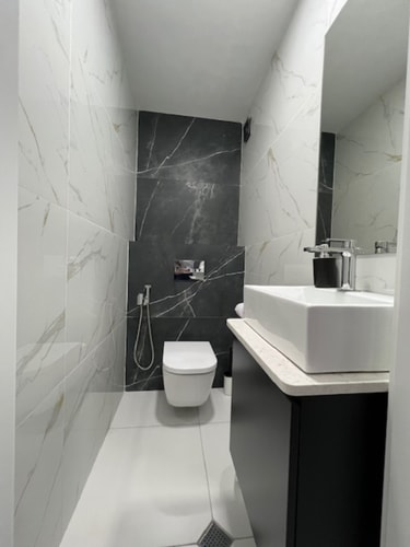 Gran Capital - Vodoley Rose Garden, FREE parking 16 Flat Manager Booking
