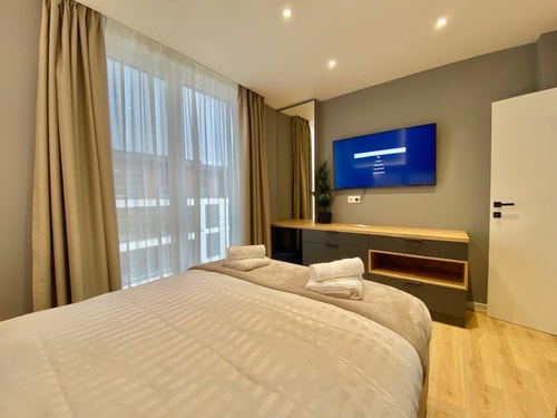 Gran Capital - Vodolei Garden, FREE Parking 10 Flat Manager Booking