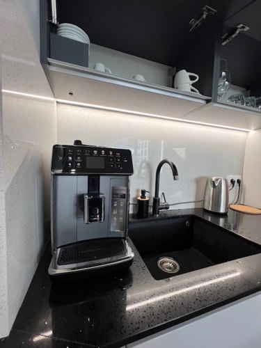 Gran Capital - Vodoley Rose Garden, FREE parking 5 Flat Manager Booking