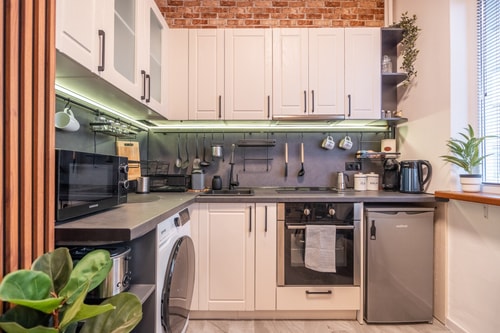 BB Apartment 25 Flat Manager Booking
