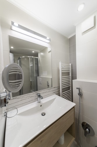 Signature Suite - 1 Bedroom 13 Flat Manager Booking