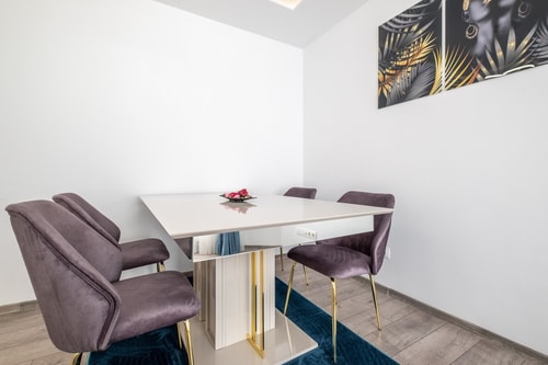 Elegant Deluxe - 2 Bedrooms apt. 12 Flat Manager Booking
