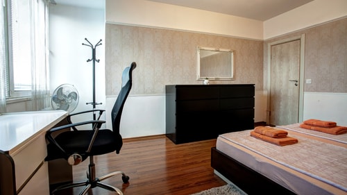 River Apartment 7 Flat Manager Booking
