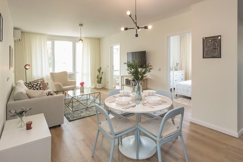 Mattea's 2-bedroom apartment 0 Flat Manager Booking