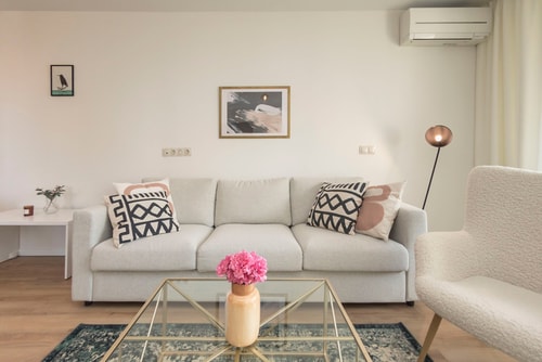 Mattea's 2-bedroom apartment 5 Flat Manager Booking