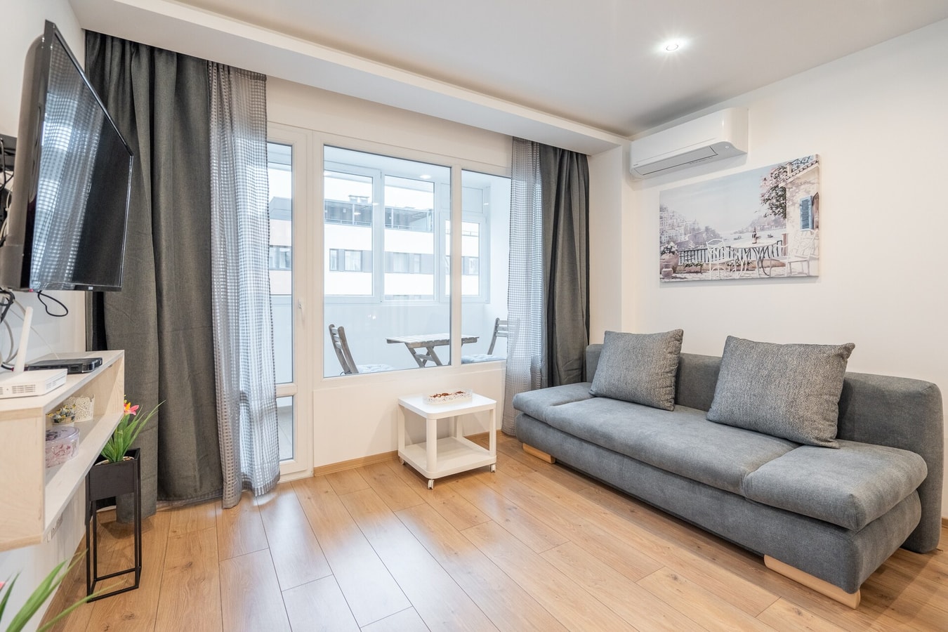 Harmony Suite 13 Flat Manager Booking