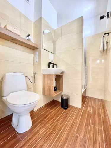 Modern Apartment with Balcony/the Vibrant City Hub 11 Apartamenty do wynajęcia