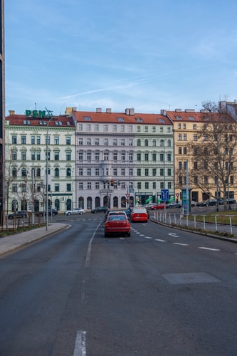 Prague Center Duplex - 4BR, 3.5Bath, AC, Projector 74 Apartamenty do wynajęcia