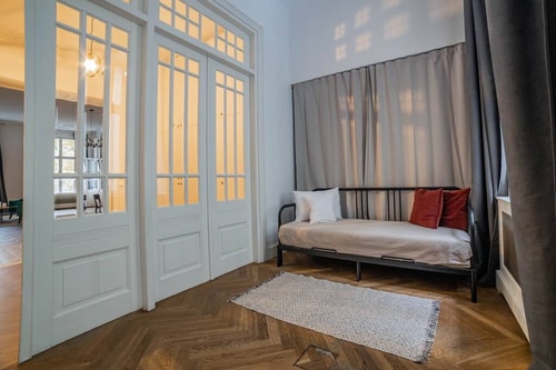 Warsaw Central Biggest Luxurious Airbnb in Warsaw 15 Flataway