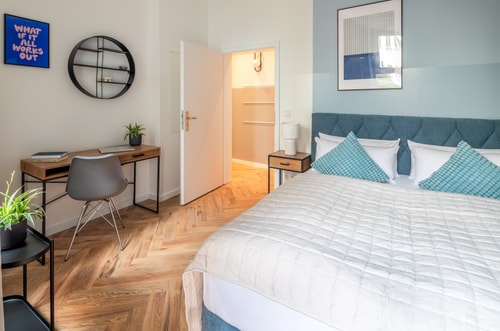 Breathe the Earthy Calm of a 150sqm Home in Berlin 16 Apartamenty do wynajęcia