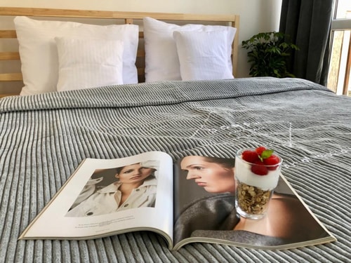Sunny Warsaw City Centre Flat with Balcony and AC 5 Apartamenty do wynajęcia