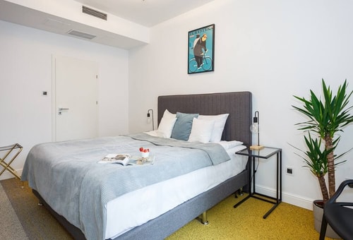 Old Town Oasis-Entire Building for 20+ Guests 9 Apartamenty do wynajęcia