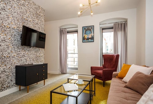 Old Town Oasis-Entire Building for 20+ Guests 36 Apartamenty do wynajęcia