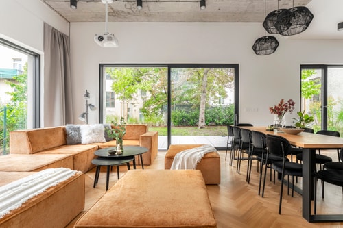 Prague Center Duplex - 4BR, 3.5Bath, AC, Projector Apartamenty do wynajęcia
