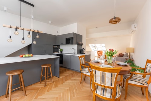 Antique Duplex Penthouse 3BR with 2Bath and AC-501 1 Apartamenty do wynajęcia