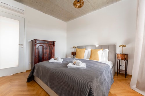 Antique Duplex Penthouse 3BR with 3Bath and AC-503 26 Apartamenty do wynajęcia