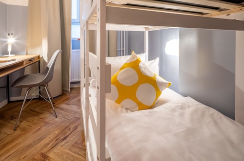 Breathe the Earthy Calm of a 150sqm Home in Berlin 24 Apartamenty do wynajęcia