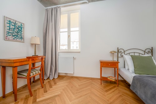 Antique Duplex Penthouse 2BR with 2Bath and AC-502 12 Apartamenty do wynajęcia