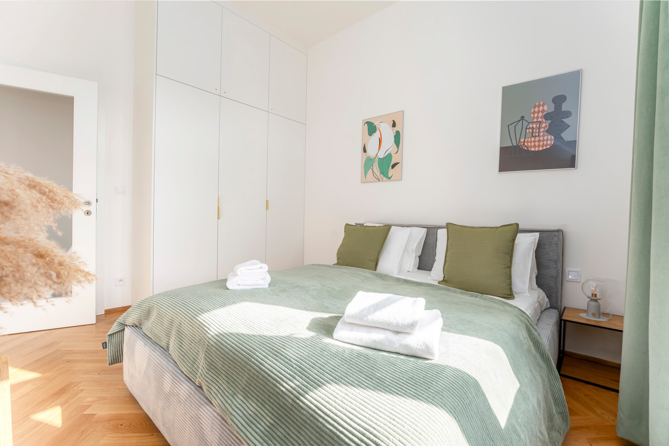 New 1BR for a Great Price - no. 303 photo 2