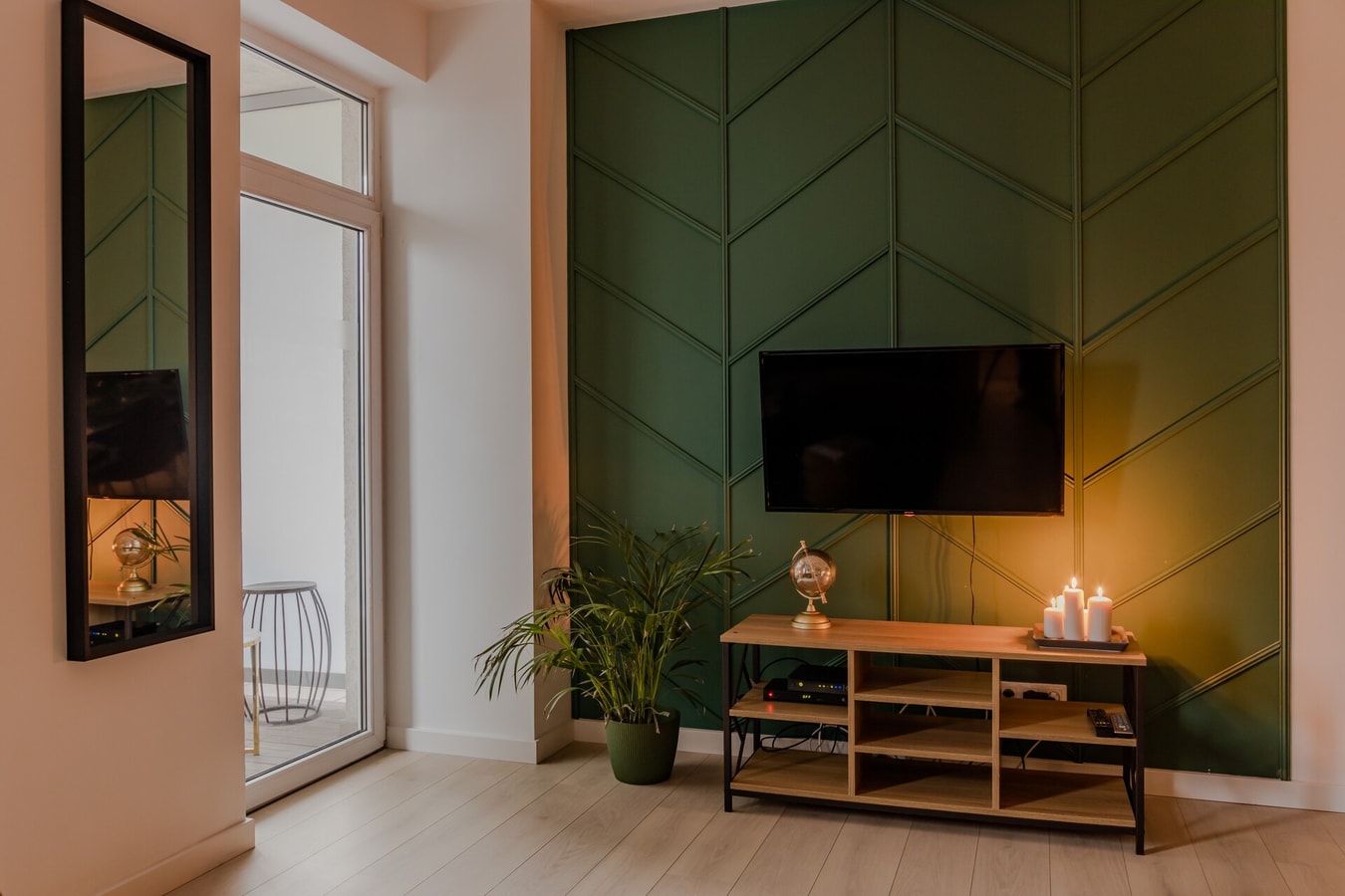 Warsaw Downtown Atmospheric Apartment / metro ONZ photo 3