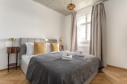 Antique Duplex Penthouse 3BR with 3Bath and AC-503 24 Apartamenty do wynajęcia
